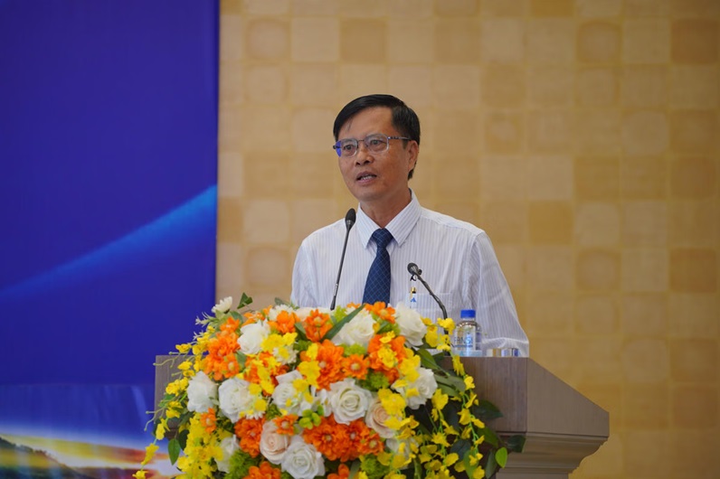 Đại diện Câu lạc bộ Lữ hành UNESCO Hà Nội tham luận tại tọa đàm Đại diện Câu lạc bộ Lữ hành UNESCO Hà Nội tham luận tại tọa đàm