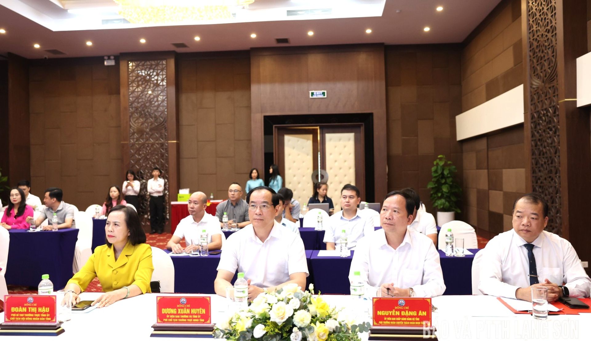Ra mắt Quỹ Khuyến học “Chắp cánh tương lai - Biên cương Xứ Lạng”