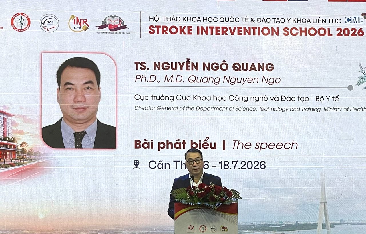 TS. Nguyễn Ng&ocirc; Quang Cục trưởng Cục Khoa học C&ocirc;ng nghệ v&agrave; Đ&agrave;o tạo-Bộ Y tế ph&aacute;t biểu với Hội thảo