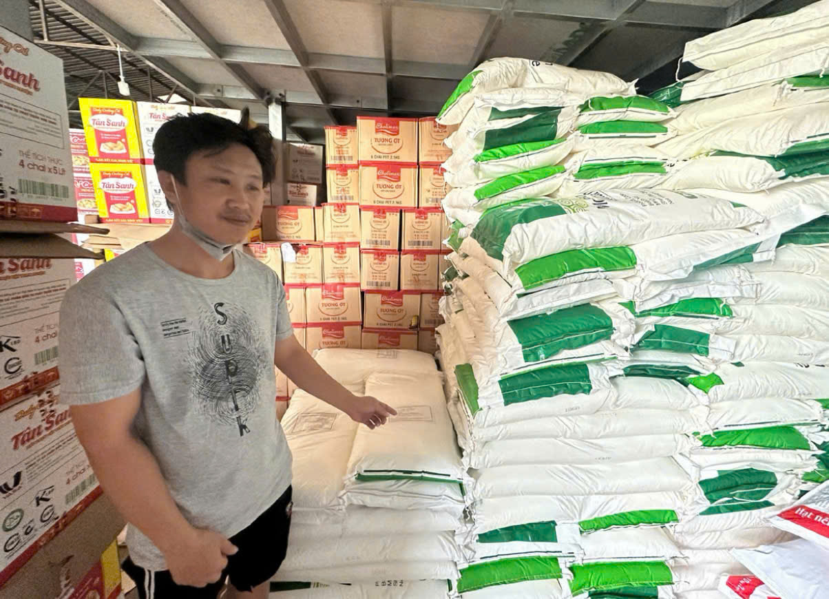 TPHCM: Triệt phá đường dây sản xuất bột ngọt, hạt nêm giả quy mô lớn, khởi tố 5 bị can