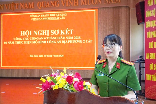 Đại tá Võ Thị Trinh, Phó Giám đốc Công an TP.Đà Nẵng phát biểu chỉ đạo Hội nghị. Đại tá Võ Thị Trinh, Phó Giám đốc Công an TP.Đà Nẵng phát biểu chỉ đạo Hội nghị.