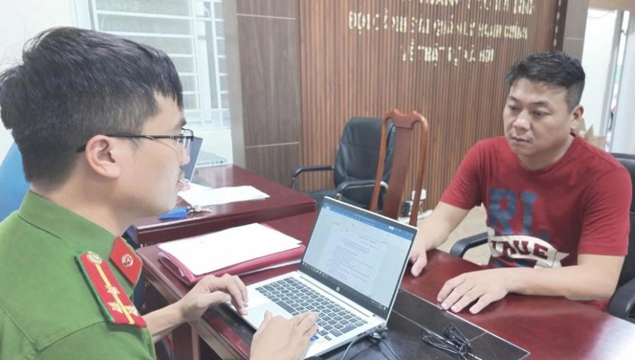 Đối tượng cầm đầu Ch&acirc;u Ch&iacute; Phước tại Cơ quan điều tra