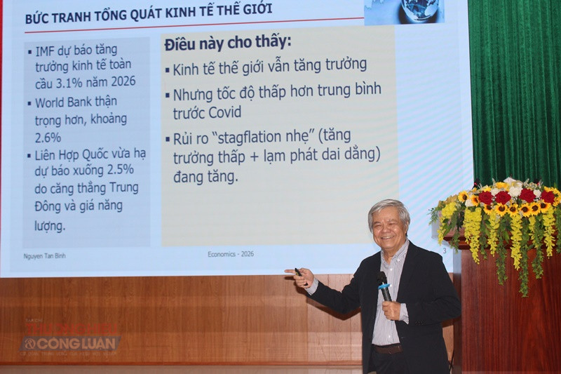 Tiến sĩ Nguyễn Tấn B&igrave;nh, Viện trưởng Viện Nghi&ecirc;n cứu Khoa học l&atilde;nh đạo v&agrave; Quản trị doanh nghiệp