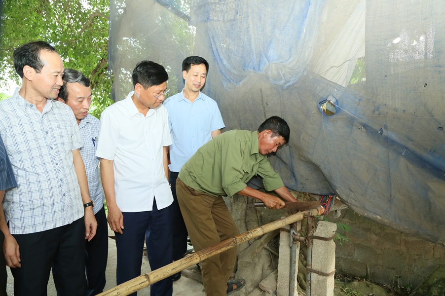 Người dân đồng thuận tháo dỡ điểm thu phí cầu Đún Người dân đồng thuận tháo dỡ điểm thu phí cầu Đún
