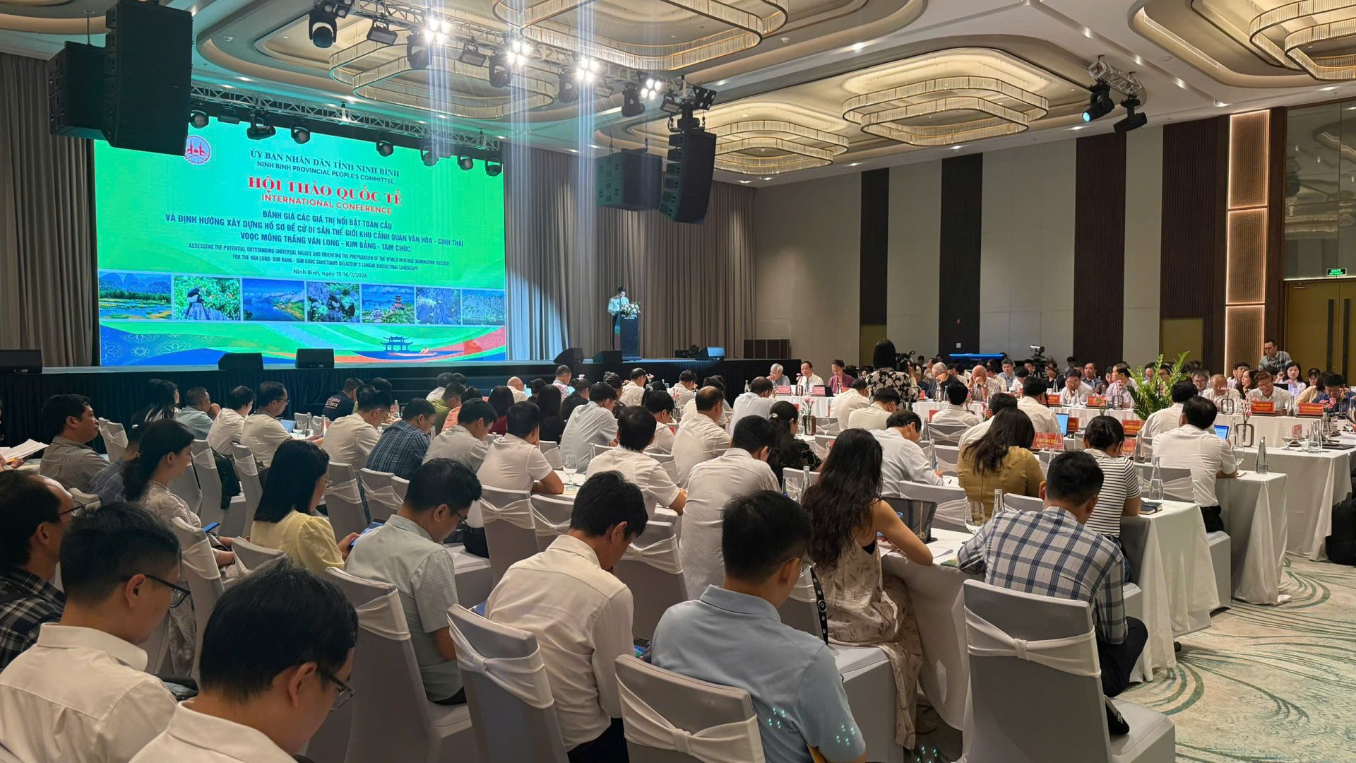 Quang cảnh Quang cảnh