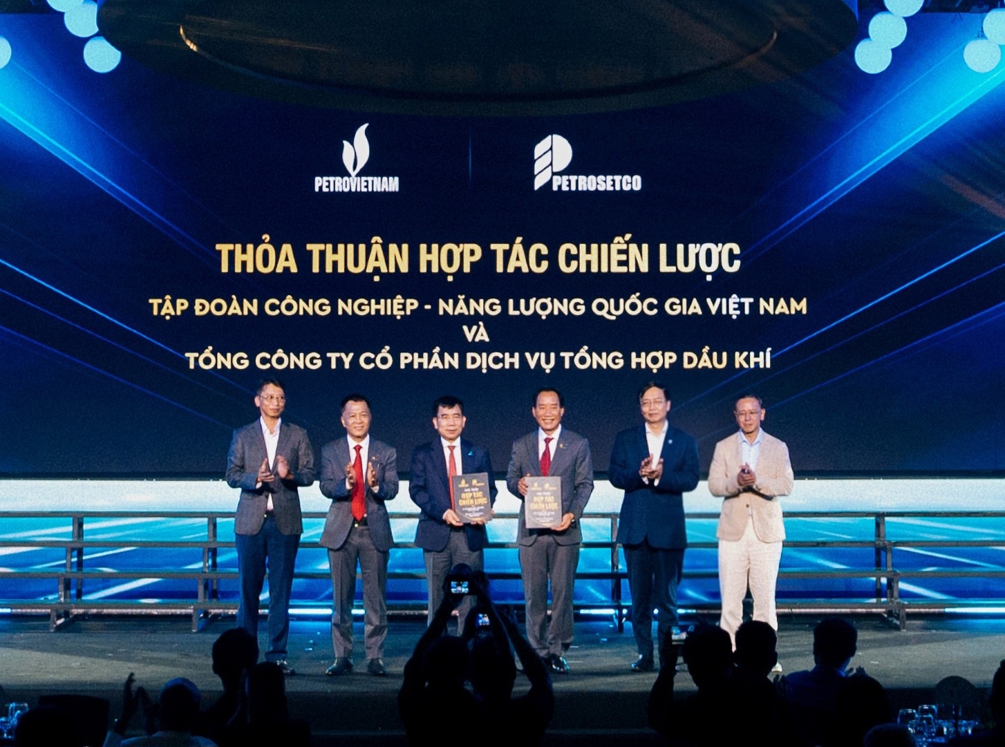 Petrovietnam và PETROSETCO tăng cường liên kết, nâng cao giá trị thương hiệu chuỗi dịch vụ năng lượng