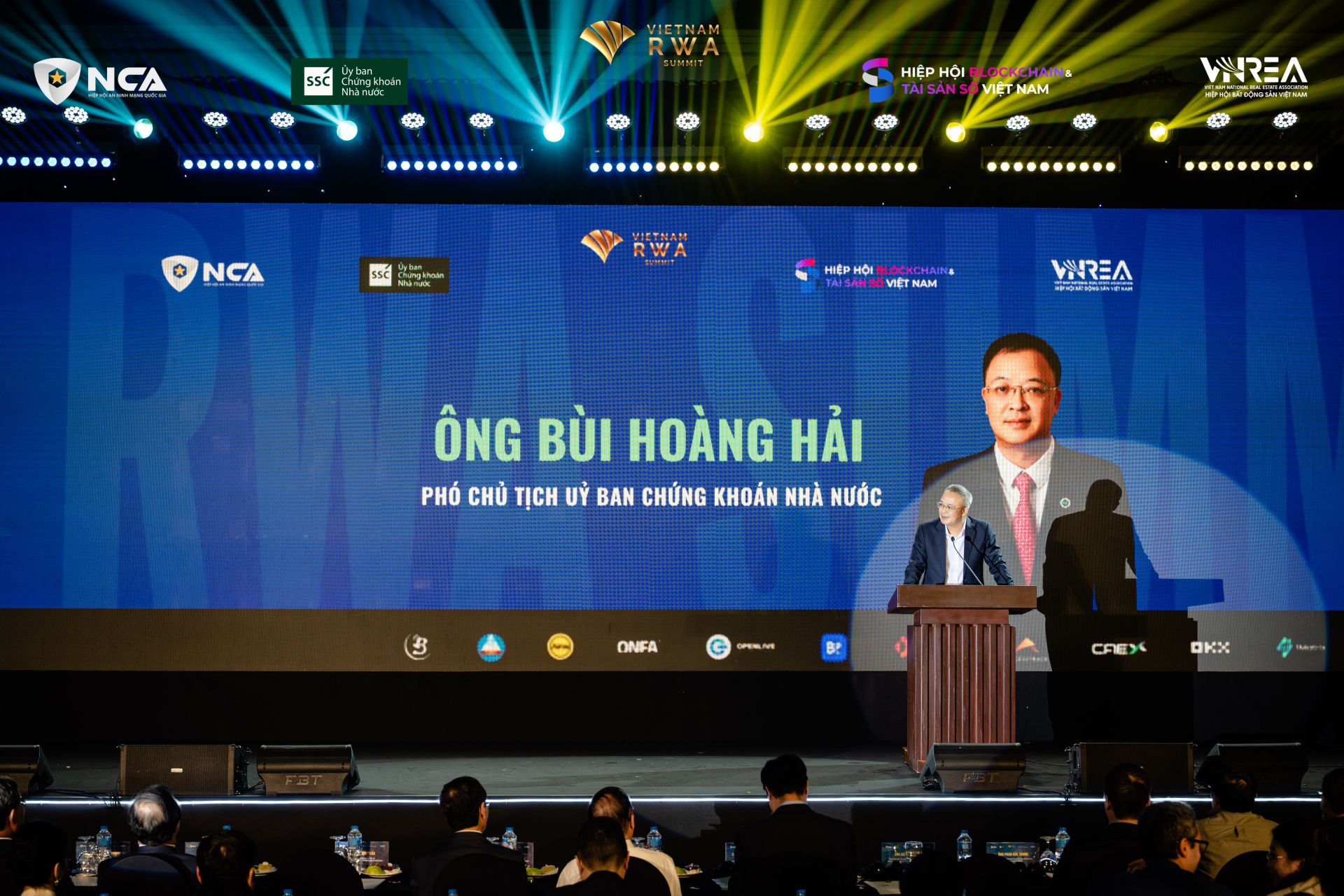 Ông Bùi Hoàng Hải, Phó Chủ tịch Ủy ban Chứng khoán Nhà nước, phát biểu khai mạc Vietnam RWA Summit 2026. Ông Bùi Hoàng Hải, Phó Chủ tịch Ủy ban Chứng khoán Nhà nước, phát biểu khai mạc Vietnam RWA Summit 2026.