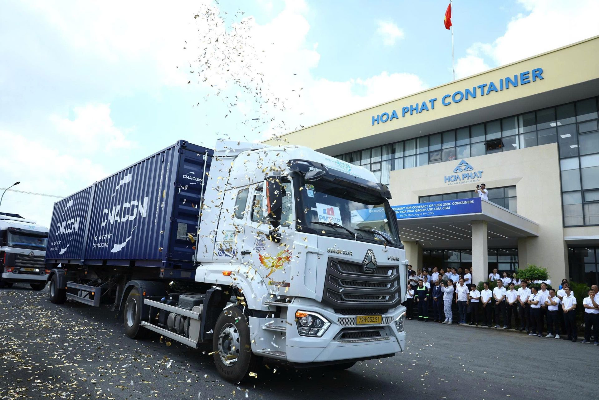 Lô vỏ container do Hòa Phát bàn giao cho CMA CGM được M888com link hiện đang mở theo tiêu chuẩn kỹ thuật quốc tế. Ảnh: HPG Lô vỏ container do Hòa Phát bàn giao cho CMA CGM được M888com link hiện đang mở theo tiêu chuẩn kỹ thuật quốc tế. Ảnh: HPG