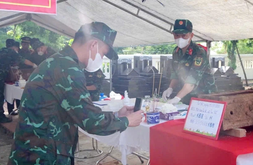 Phú Thọ: Tiếp tục bàn giao hơn 600 mẫu hài cốt liệt sĩ, phục vụ xét nghiệm AND