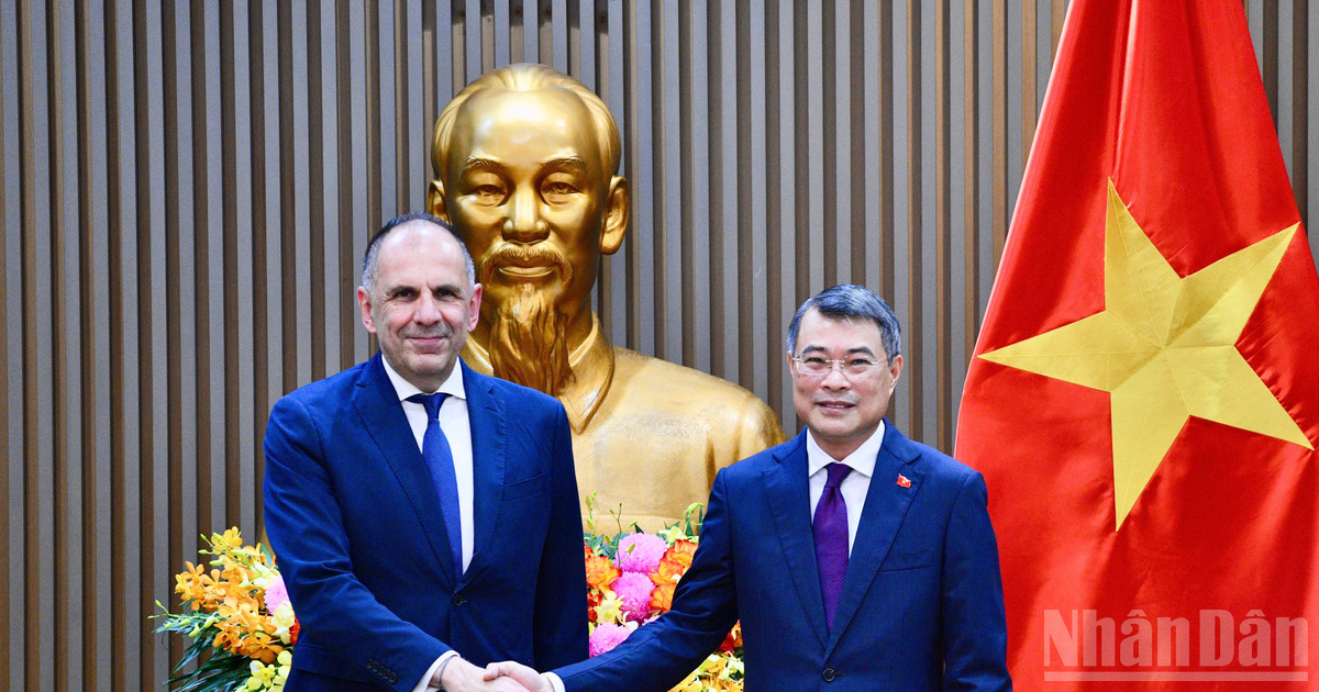 Việt Nam sẵn sàng tạo điều kiện thuận lợi để M88 tỷ lệ kèo World Cup 2026 Hy Lạp sang tìm hiểu thị trường và đầu tư lâu dài