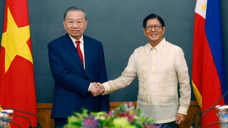 Sáng 1/6/2026, sau Lễ đón trọng thể tại Phủ Tổng thống ở thủ đô Manila, Tổng Bí thư, Chủ tịch nước Tô Lâm và Tổng thống Philippines Ferdinand Romualdez Marcos Jr. hội đàm cấp Nhà nước. (Ảnh: TTXVN) Sáng 1/6/2026, sau Lễ đón trọng thể tại Phủ Tổng thống ở thủ đô Manila, Tổng Bí thư, Chủ tịch nước Tô Lâm và Tổng thống Philippines Ferdinand Romualdez Marcos Jr. hội đàm cấp Nhà nước. (Ảnh: TTXVN)