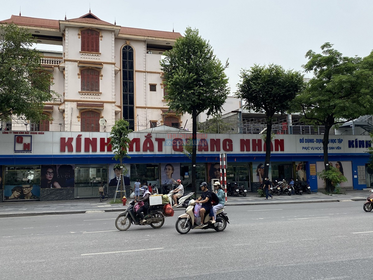 Cơ sở kính mắt Quang Nhãn đặt tại số 98 đường Trần Phú, Hà Đông, Hà Nội Cơ sở kính mắt Quang Nhãn đặt tại số 98 đường Trần Phú, Hà Đông, Hà Nội