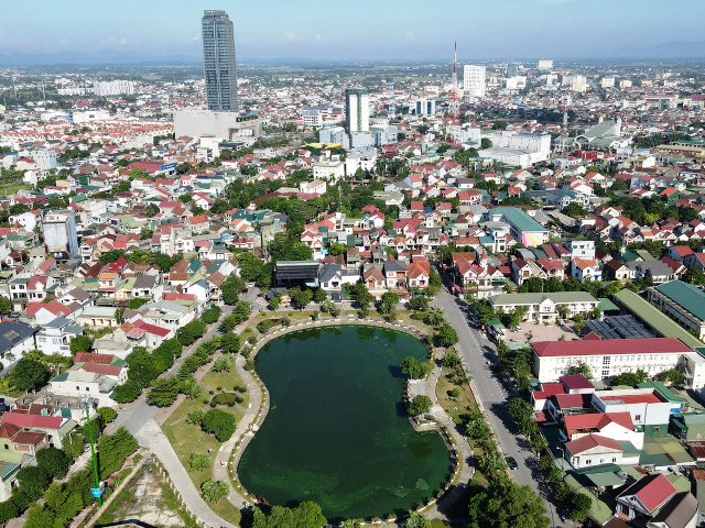 Chủ tịch UBND tỉnh Hà Tĩnh chỉ đạo tăng tốc xử lý nhà, đất dôi dư trên địa bàn