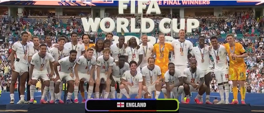 Chiến thắng 6-4 trước tuyển Pháp giúp đội tuyển Anh khép lại hành trình tại World Cup 2026 bằng vị trí thứ ba cùng màn trình diễn tấn công đầy sức thuyết phục. Chiến thắng 6-4 trước tuyển Pháp giúp đội tuyển Anh khép lại hành trình tại World Cup 2026 bằng vị trí thứ ba cùng màn trình diễn tấn công đầy sức thuyết phục.