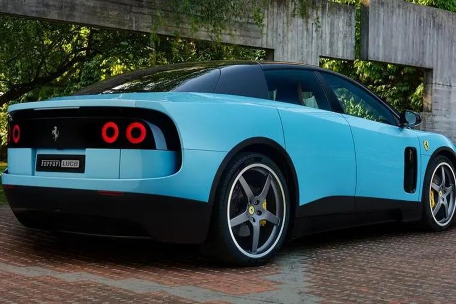 Thiết kế phía sau Ferrari Luce – Phần đuôi xe được tối ưu khí động học nhằm giảm hệ số cản gió. Thiết kế phía sau Ferrari Luce – Phần đuôi xe được tối ưu khí động học nhằm giảm hệ số cản gió.