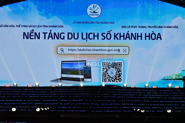 C&ocirc;ng bố nền tảng du lịch số Kh&aacute;nh H&ograve;a phục vụ nh&acirc;n d&acirc;n v&agrave; du kh&aacute;ch
