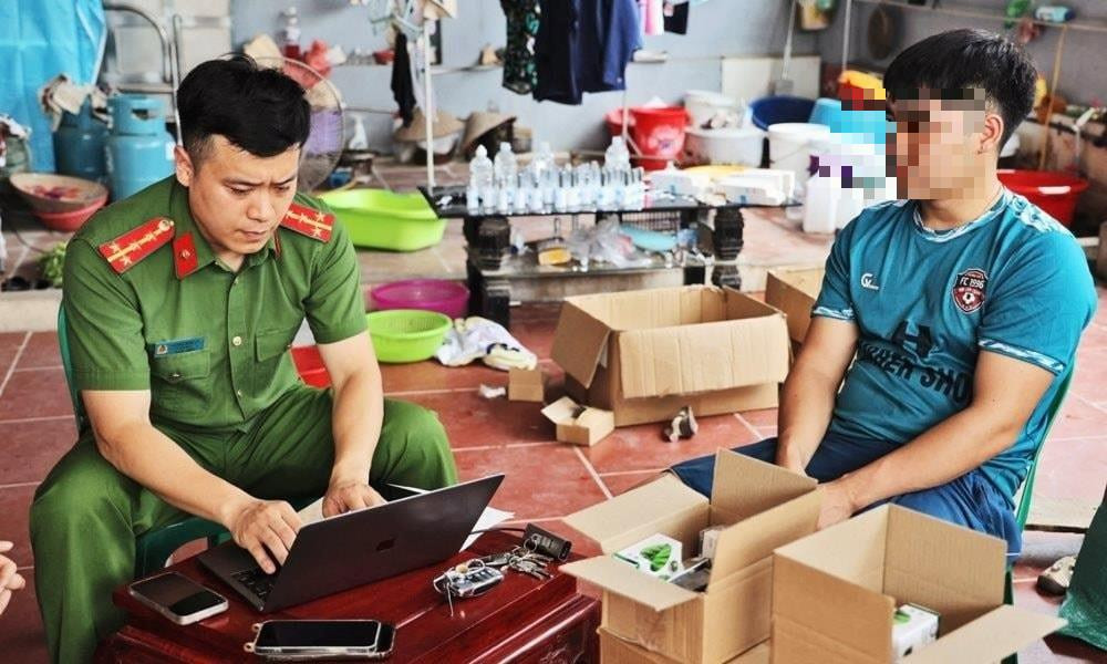 Buôn lậu, hàng giả dược, mỹ phẩm, thực phẩm chức năng diễn biến phức tạp trên thương mại điện tử