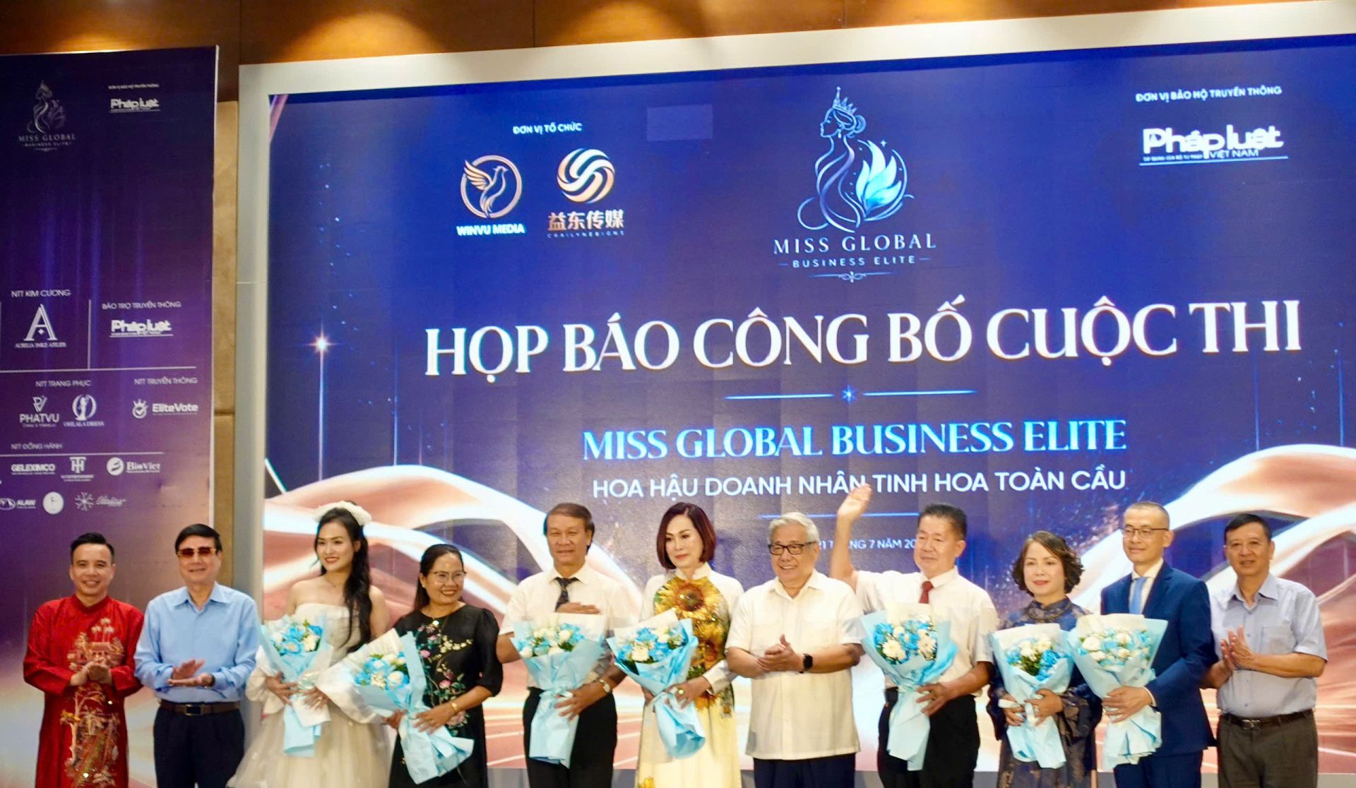 Ra mắt Hội đồng Ban Giám khảo quốc tế của Ra mắt Hội đồng Ban Giám khảo quốc tế của