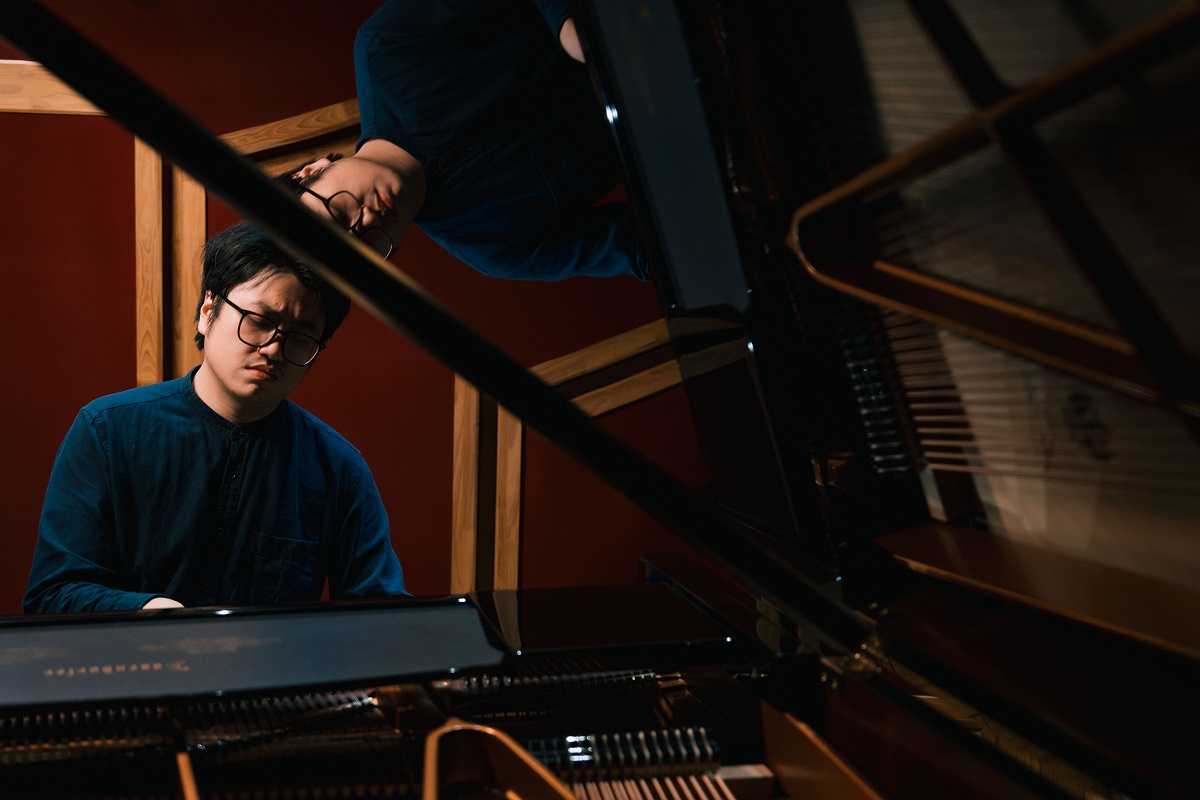 Lưu Đức Anh là nghệ sĩ piano nổi bật của thế hệ trẻ Việt Nam, từng giành nhiều giải thưởng quốc tế và biểu diễn tại nhiều quốc gia Lưu Đức Anh là nghệ sĩ piano nổi bật của thế hệ trẻ Việt Nam, từng giành nhiều giải thưởng quốc tế và biểu diễn tại nhiều quốc gia