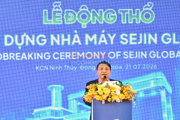 &Ocirc;ng Nguyễn Hữu Nghĩa - Tổng Gi&aacute;m đốc C&ocirc;ng ty Cổ phần Ho&agrave;n Cầu V&acirc;n Phong ph&aacute;t biểu