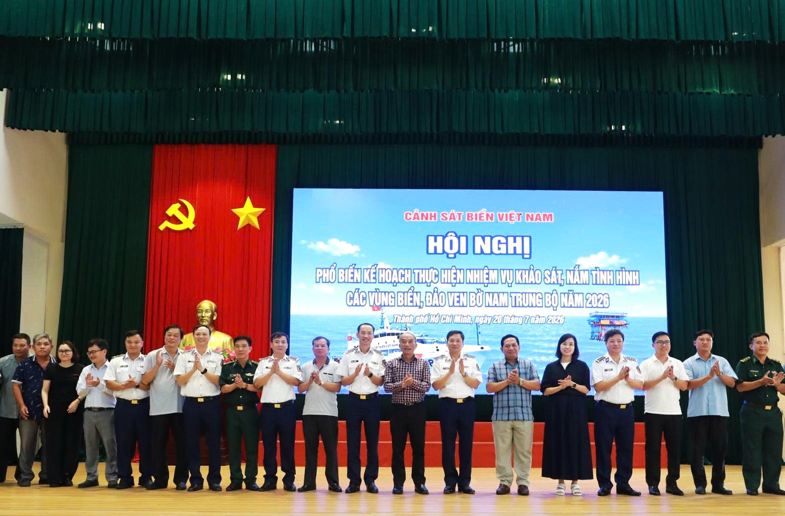 Cảnh sát biển Việt Nam quán triệt nhiệm vụ khảo sát vùng biển, đảo ven bờ Nam Trung Bộ năm 2026