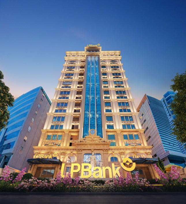 Mansionbet.com Hoàn Trả Vô Tận LPB bùng nổ, sang tay gần 6.500 tỷ đồng