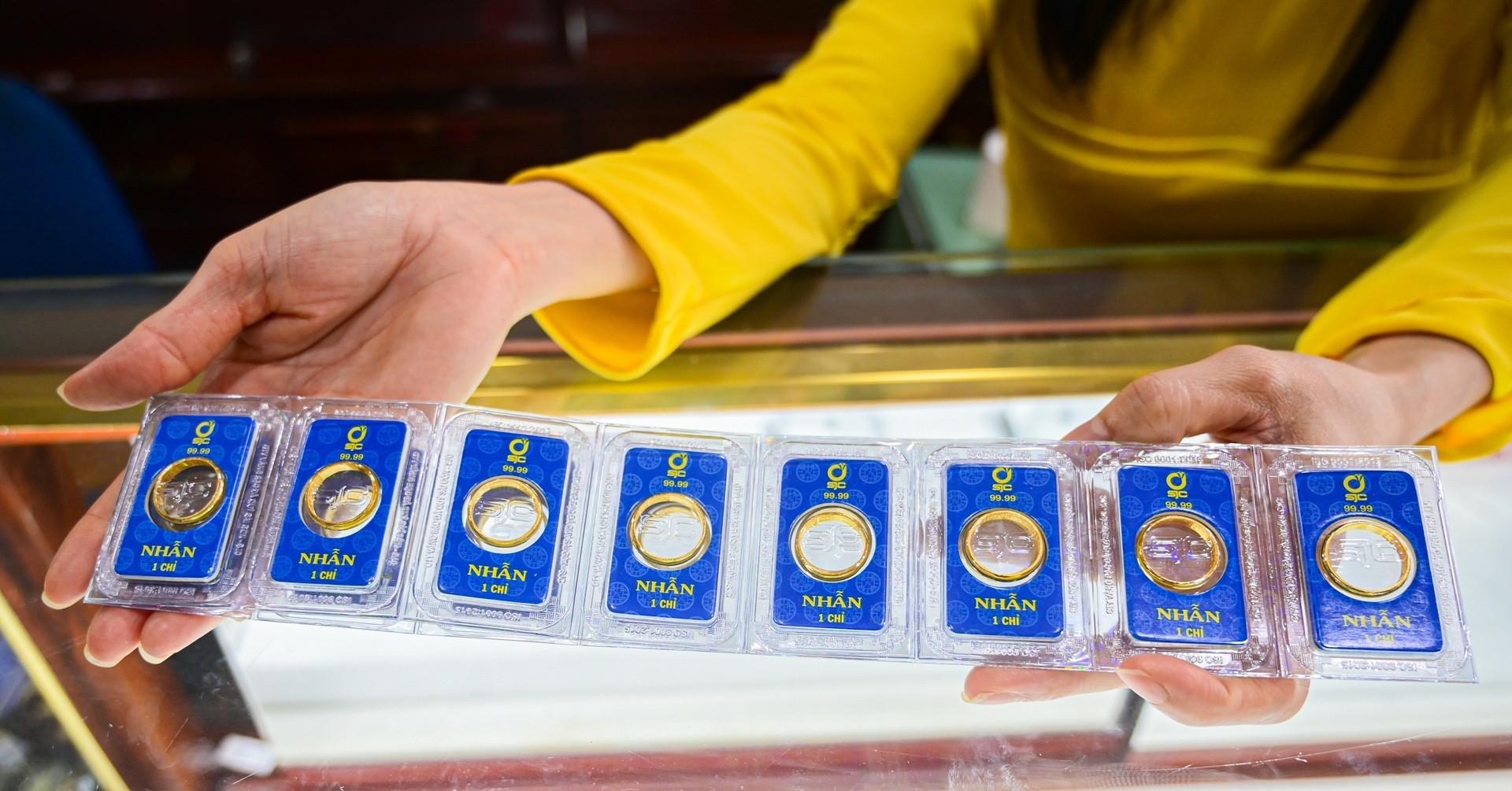 Cập nhật giá vàng chiều 21/7: Bật tăng, tiến sát 148 triệu đồng