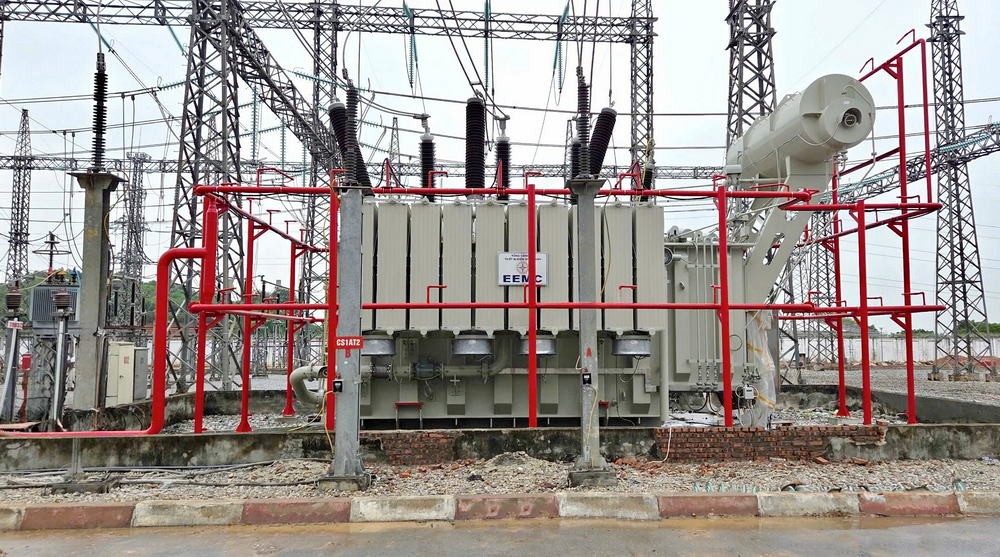 M&aacute;y biến &aacute;p AT2 - 250 MVA sau khi đưa v&agrave;o vận h&agrave;nh tại TBA 220 kV Tuy&ecirc;n Quang.