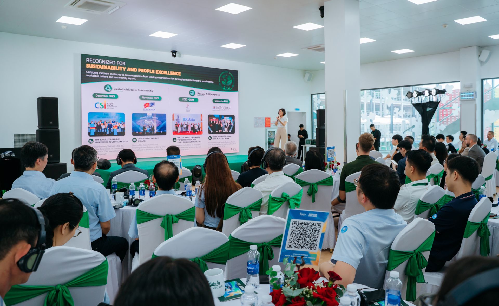 Bà Nguyễn Thị Thu Hương, Giám đốc Truyền thông & Đối ngoại Carlsberg Việt Nam, giới thiệu về Brewing Tomorrow và các ưu tiên phát triển bền vững của Carlsberg Việt Nam. Bà Nguyễn Thị Thu Hương, Giám đốc Truyền thông & Đối ngoại Carlsberg Việt Nam, giới thiệu về Brewing Tomorrow và các ưu tiên phát triển bền vững của Carlsberg Việt Nam.