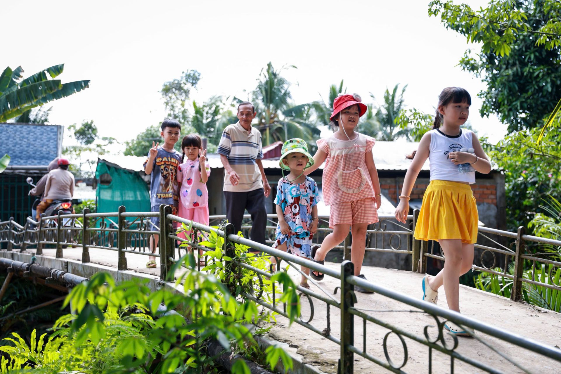 Sau khi ho&agrave;n th&agrave;nh, cầu Rạch Bờ Dừa mới sẽ gi&uacute;p người d&acirc;n đi lại, học tập, sản xuất v&agrave; giao thương thuận lợi, an to&agrave;n hơn
