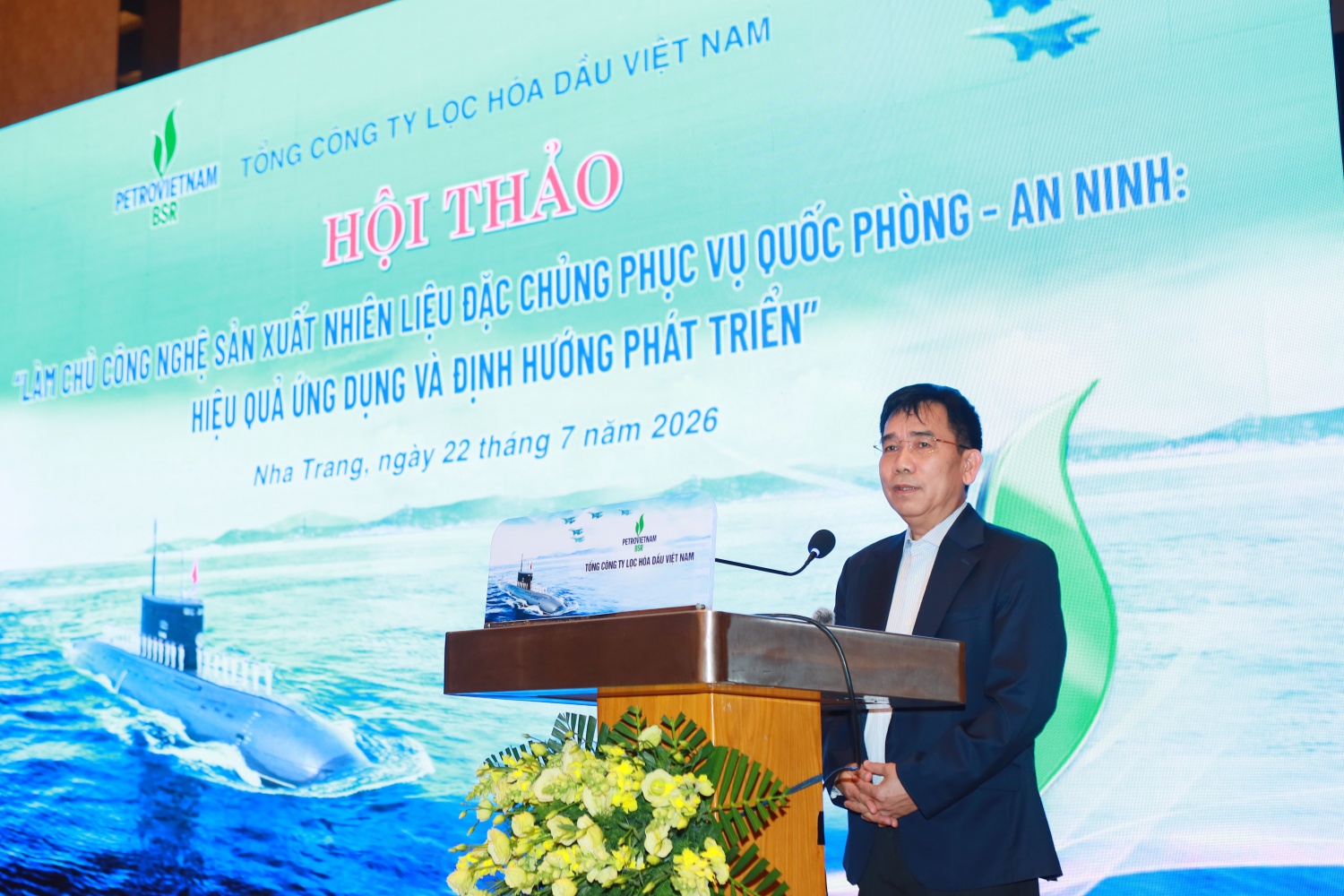 TS L&ecirc; Xu&acirc;n Huy&ecirc;n - Ph&oacute; Tổng Gi&aacute;m đốc Petrovietnam nhấn mạnh hiệu quả ứng dụng v&agrave; c&aacute;c gi&aacute; trị đặc biệt quan trọng của c&ocirc;ng tr&igrave;nh do BSR nghi&ecirc;n cứu