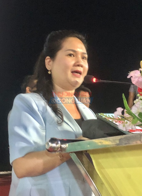 B&agrave; Nguyễn Thanh H&agrave; ph&aacute;t biểu ch&agrave;o mừng giải. Ảnh: VH