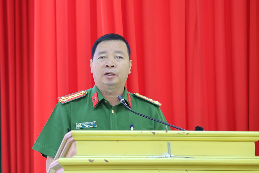 Đại t&aacute; Nguyễn Tường Vũ, Ph&oacute; Gi&aacute;m đốc C&ocirc;ng an tỉnh L&acirc;m Đồng ph&aacute;t biểu tại chương tr&igrave;nh.