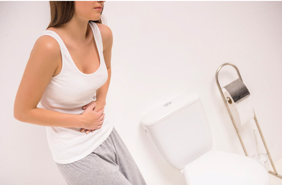U nang buồng trứng ch&egrave;n &eacute;p b&agrave;ng quang g&acirc;y tiểu rắt, tiểu kh&oacute;
