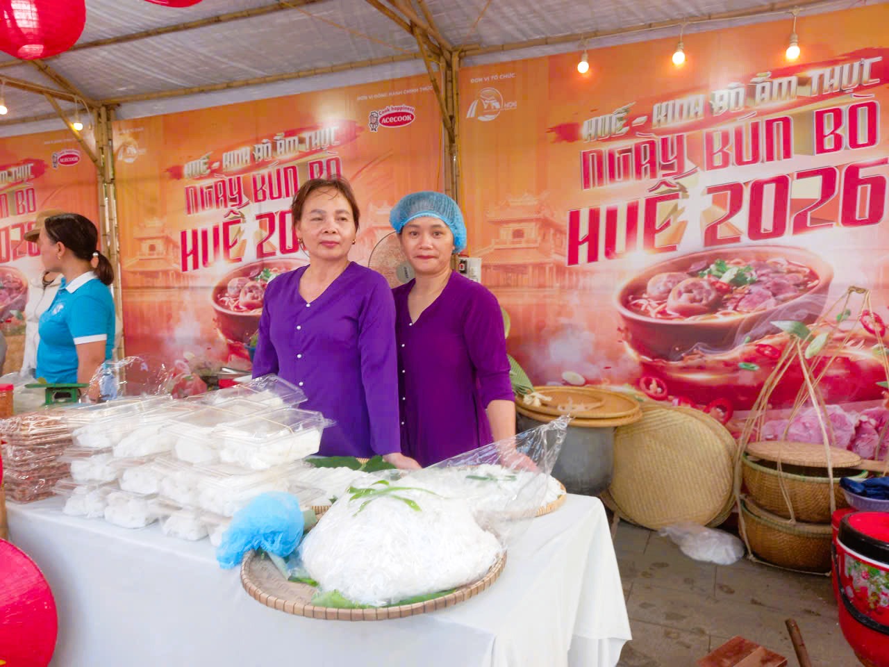 Sợi b&uacute;n V&acirc;n C&ugrave; nổi tiếng của Huế