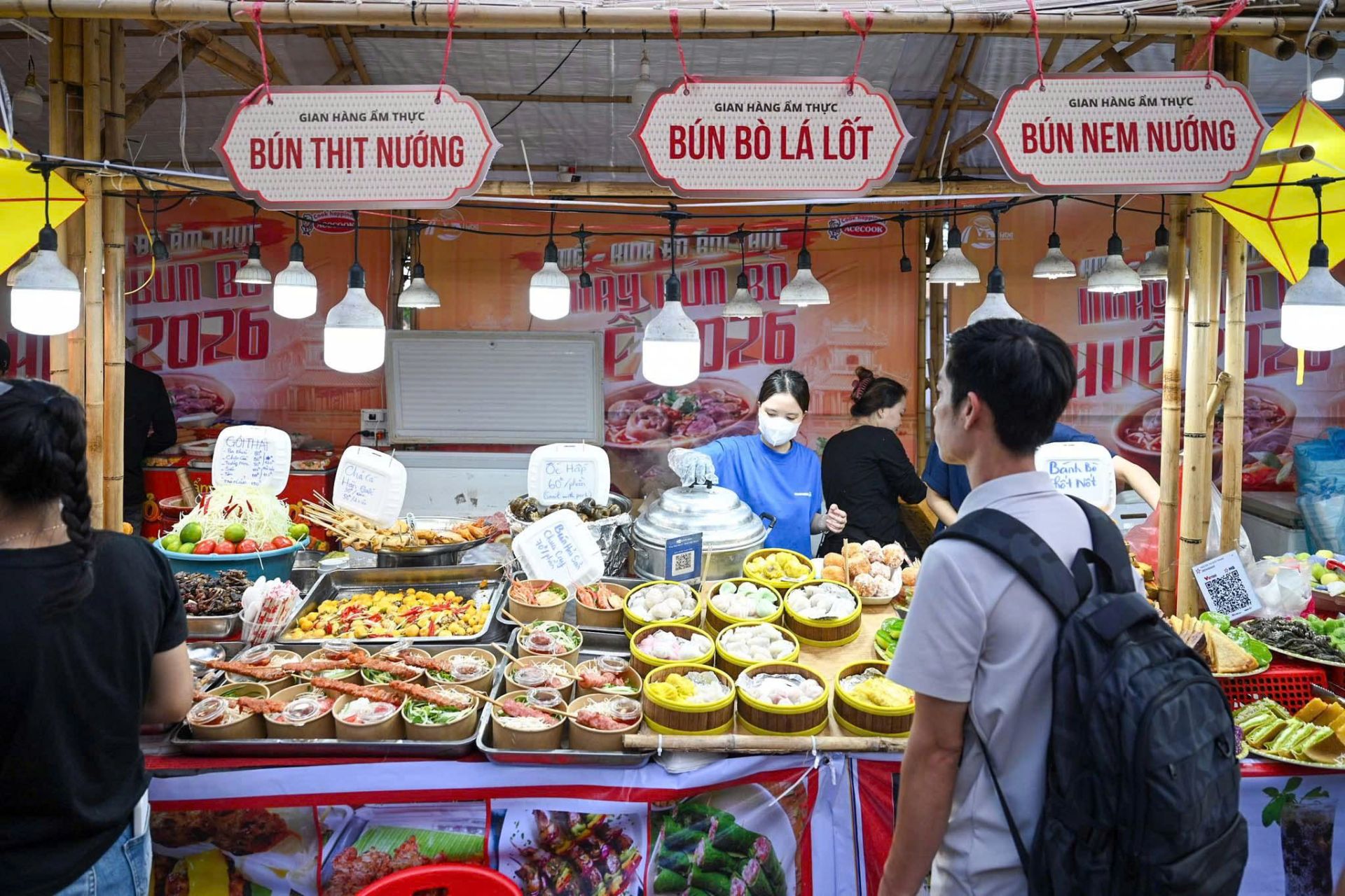 Nhiều l&agrave;ng nghề b&uacute;n c&oacute; mặt