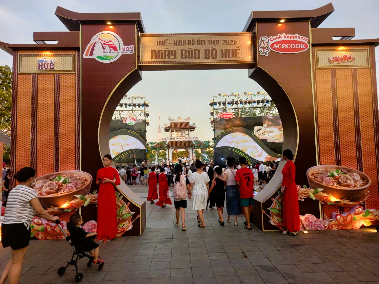 Muôn sắc nghề bún