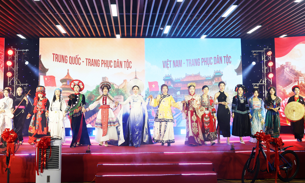 Giao lưu văn hóa Việt Nam - Trung Quốc: “Kết nối đa quốc gia - Đồng hành cùng phát triển”