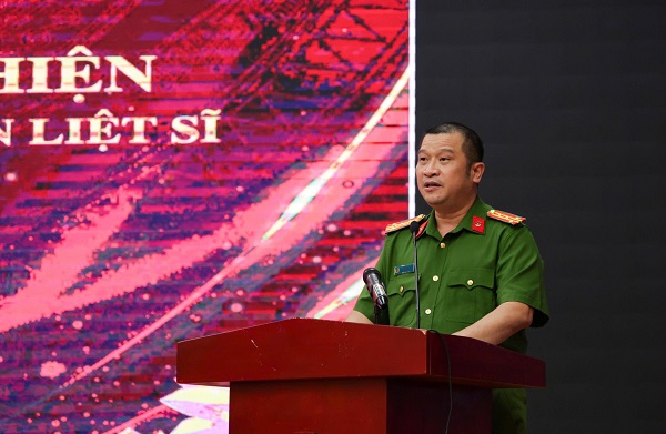 Đại t&aacute; Trần Minh Tr&uacute;c, Ph&oacute; Gi&aacute;m đốc C&ocirc;ng an tỉnh Kh&aacute;nh H&ograve;a ph&aacute;t biểu