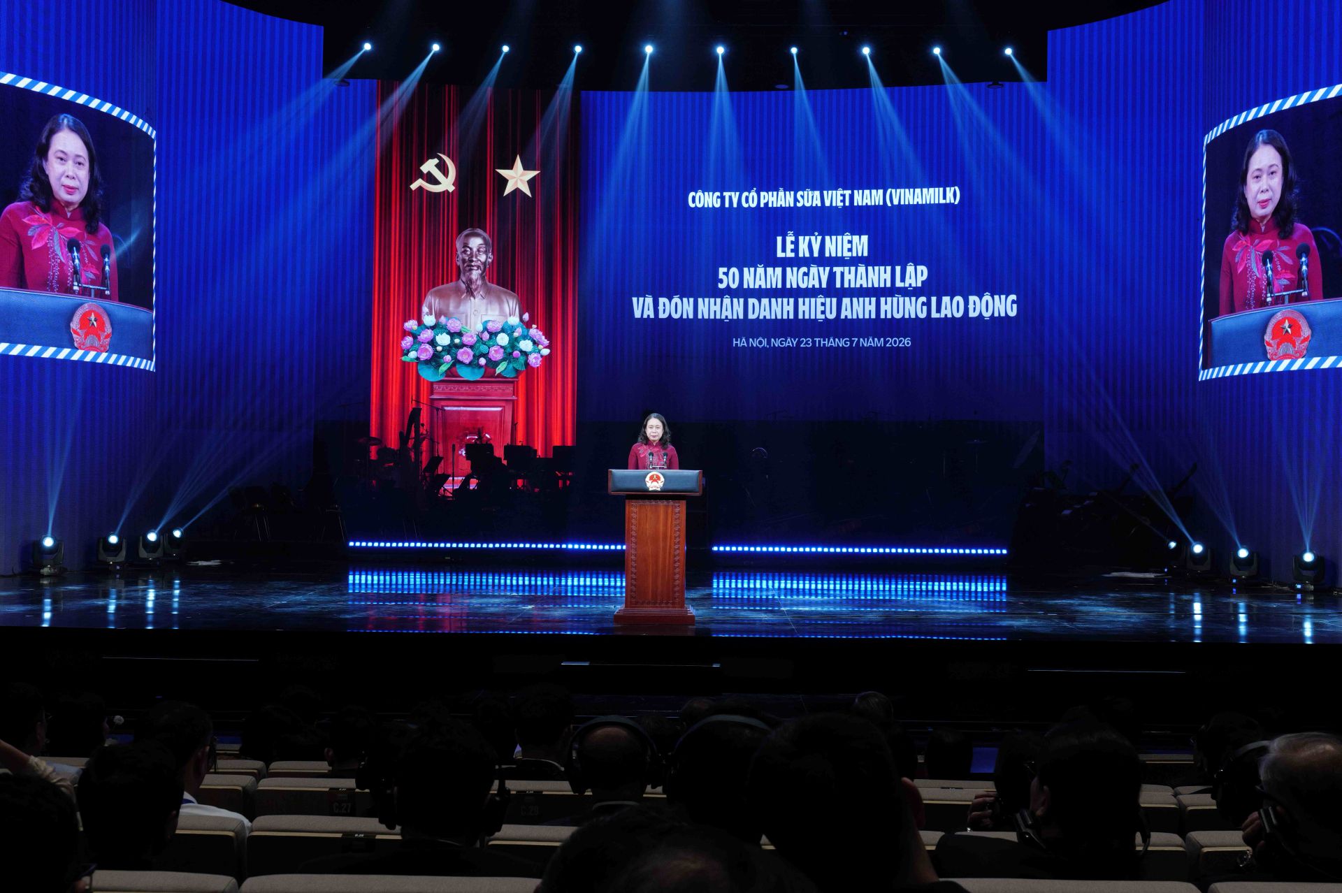 B&iacute; thư Trung ương Đảng, Ph&oacute; Chủ tịch nước Cộng h&ograve;a X&atilde; hội Chủ nghĩa Việt Nam V&otilde; Thị &Aacute;nh Xu&acirc;n ph&aacute;t biểu ch&uacute;c mừng Vinamilk tại sự kiện (Ảnh: Minh Anh).