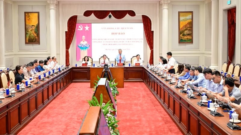 Công bố Lệnh của Chủ tịch nước về ba pháp lệnh