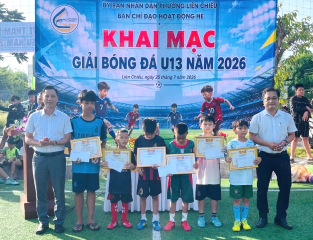 Đà Nẵng: Phường Liên Chiểu khai mạc giải bóng đá U13 và U8