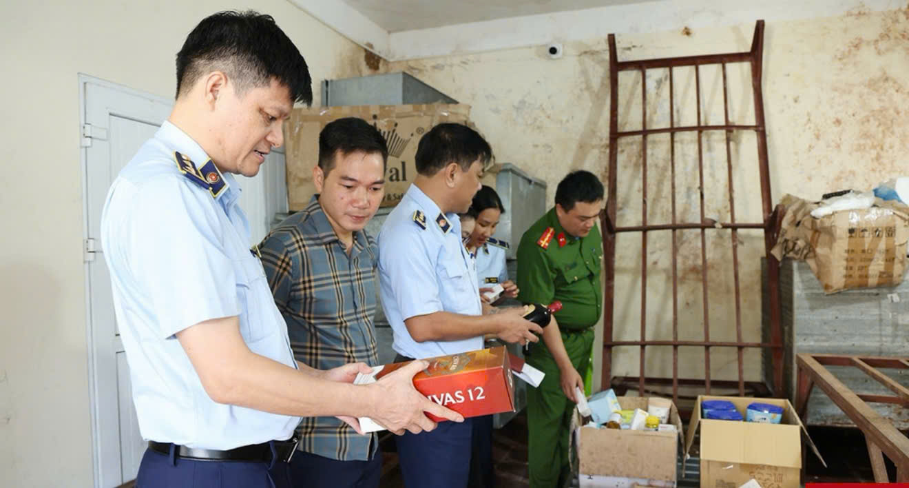 Hà Tĩnh: Xử phạt và truy thu thuế 37,7 tỷ đồng từ các vụ buôn lậu, gian lận thương mại