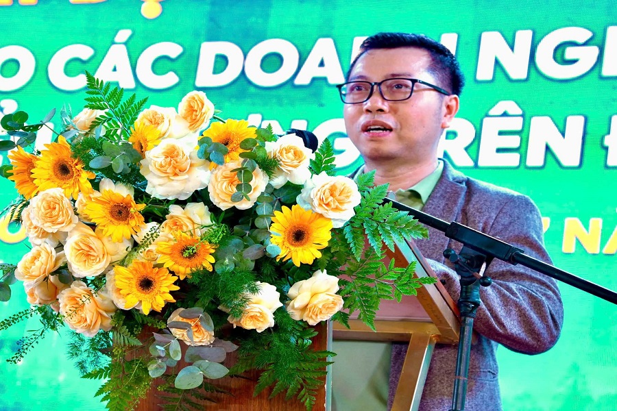 Ông Nguyễn Minh Đức, Phó Tổng thư ký Hiệp hội Thương mại Điện tử Việt Nam (VECOM) phát biểu tại lễ khai mạc. Ông Nguyễn Minh Đức, Phó Tổng thư ký Hiệp hội Thương mại Điện tử Việt Nam (VECOM) phát biểu tại lễ khai mạc.