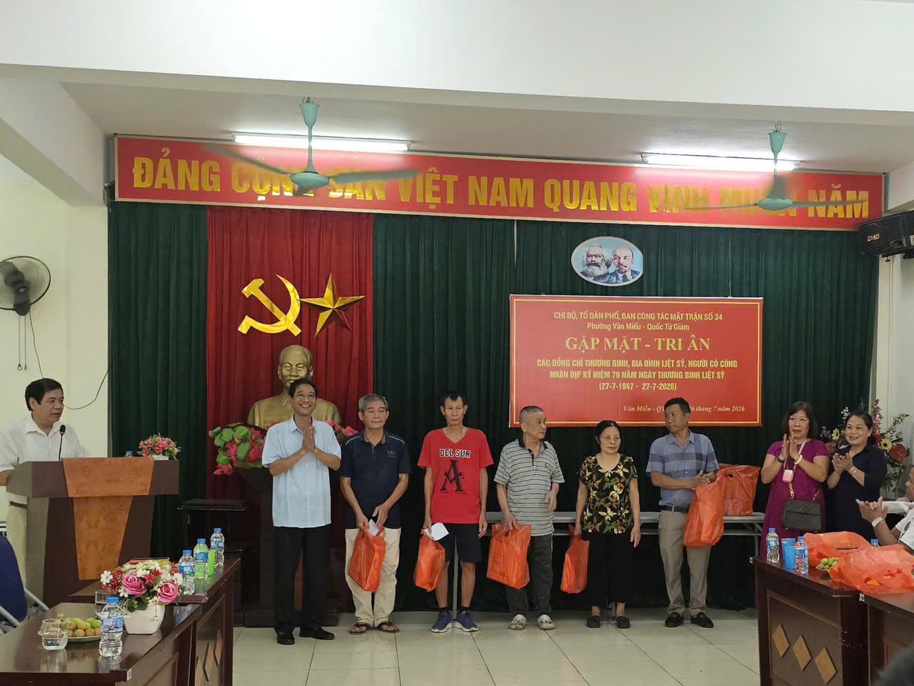 Hà Nội: Phường Văn Miếu - Quốc Tử Giám lan tỏa nghĩa tình tri ân