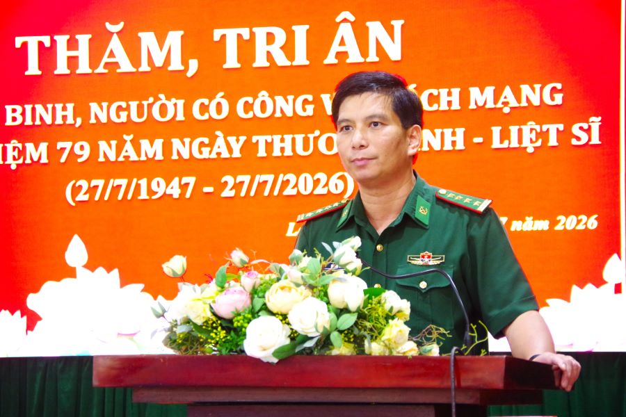 Đại t&aacute; Đỗ Vĩnh Thăng, Ph&oacute; Ch&iacute;nh ủy Bộ Tư lệnh TP.HCM ki&ecirc;m Ch&iacute;nh ủy Ban Chỉ huy Bộ đội Bi&ecirc;n ph&ograve;ng TP.HCM phát bi&ecirc;̉u tại bu&ocirc;̉i gặp mặt tri &acirc;n