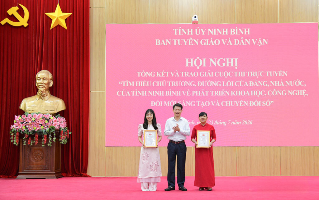 Ninh Bình: Hơn 219.000 lượt tham gia cuộc thi về khoa học, công nghệ và chuyển đổi số