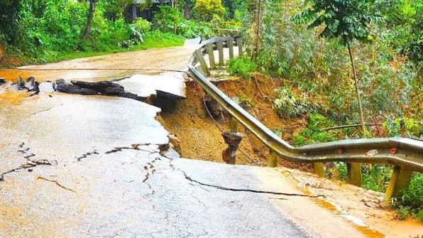Cục Đường bộ phát công điện khẩn, yêu cầu trực 24/24 giờ ứng phó mưa lớn