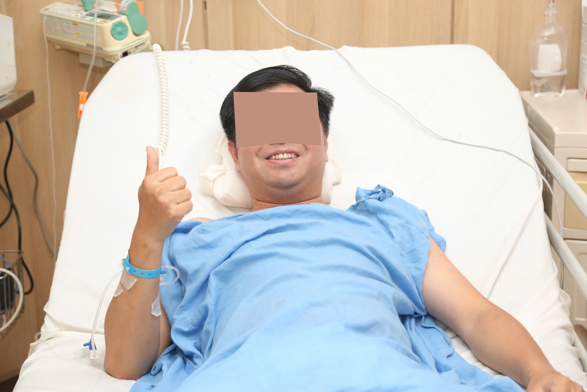 Người bệnh hồi phục, tươi cười sau sự th&agrave;nh c&ocirc;ng của ca gh&eacute;p
