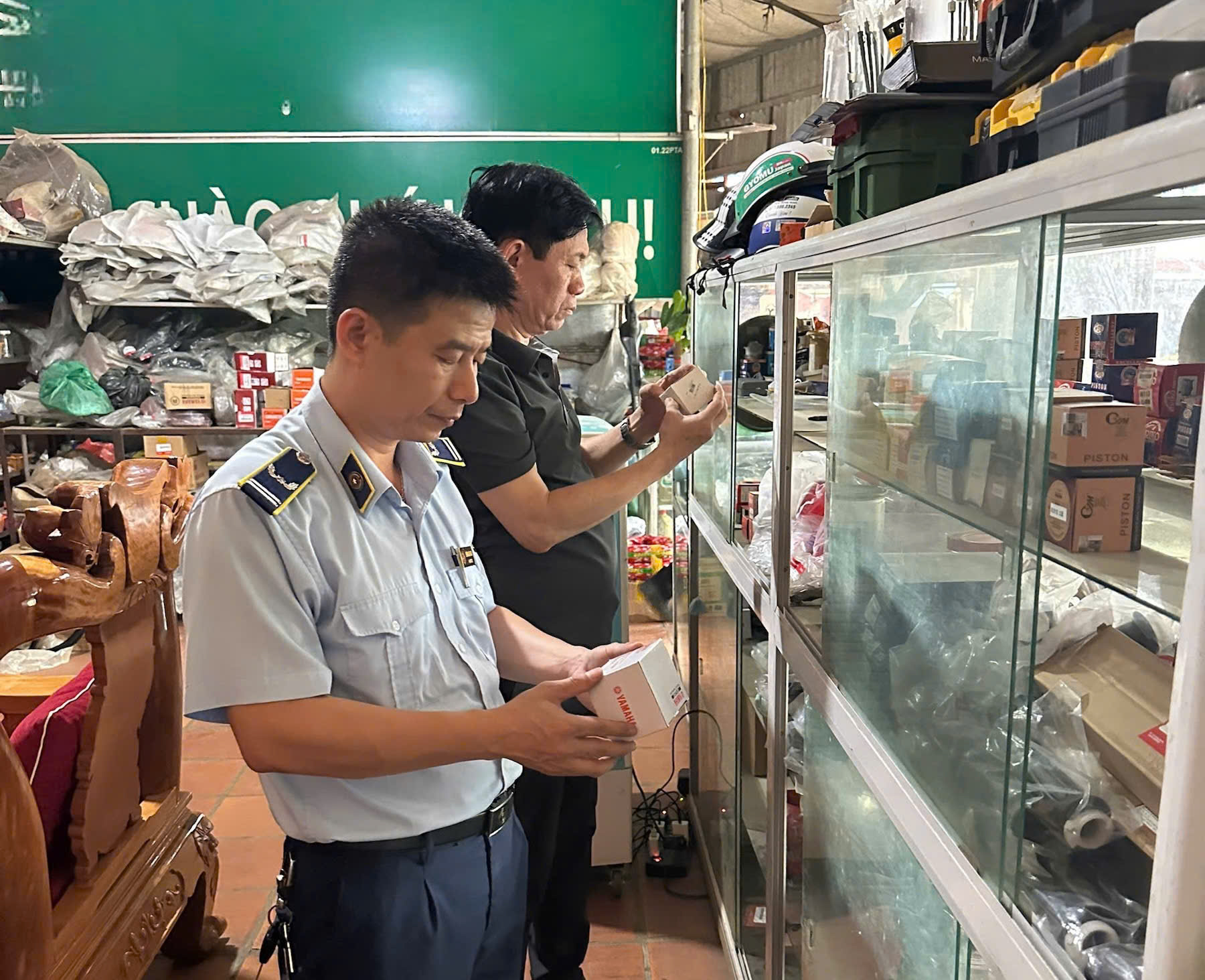 Sơn La: Xử phạt hàng loạt cơ sở kinh doanh hàng giả mạo nhãn hiệu